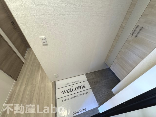 徳島市問屋町のアパートの玄関