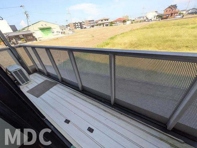 第33愛日ハイツ　B102のバルコニー
