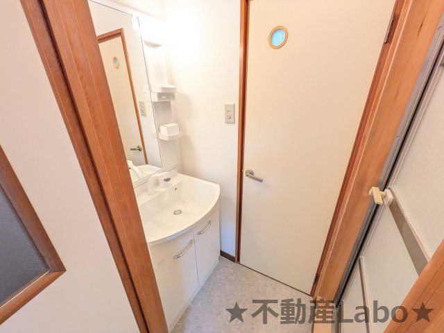 ハローハイツの洗面所