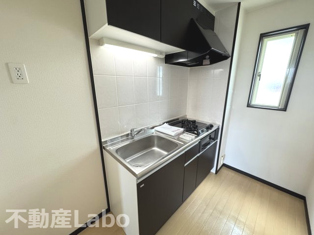 徳島市北矢三町３丁目のアパートのキッチン