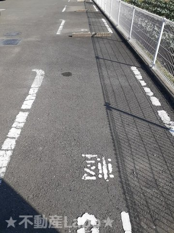 アンジュボヌールの駐車場