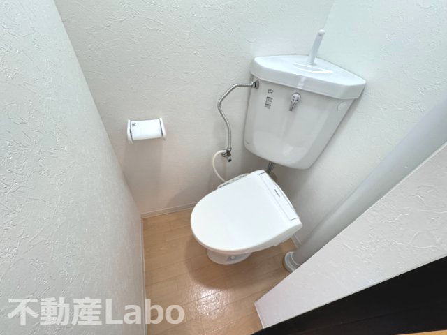 徳島市富田橋４丁目の賃貸マンションのトイレ