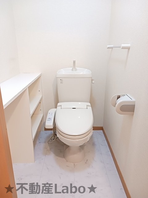 メゾンシャモニーBのトイレ