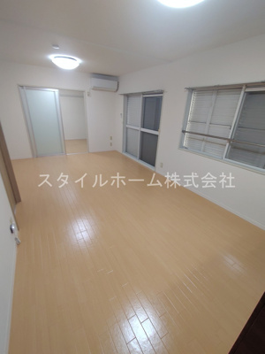 【居間・リビング】 | フレグランス牛川A棟