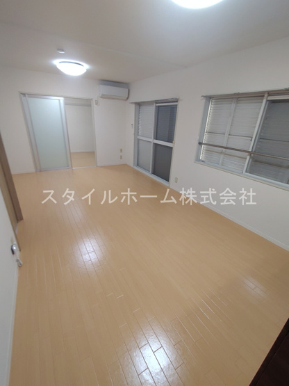 【居間・リビング】 | フレグランス牛川A棟