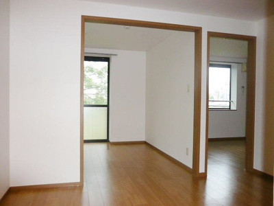 【居間・リビング】 | グレープガーデンＣ