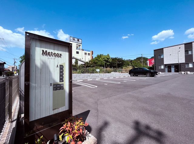 ミーティアB棟のエントランス