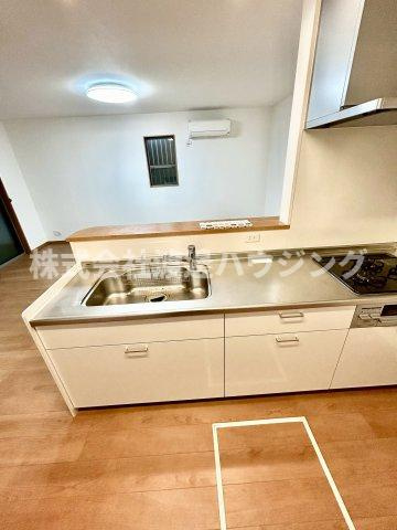 門真市大池町一戸建のキッチン