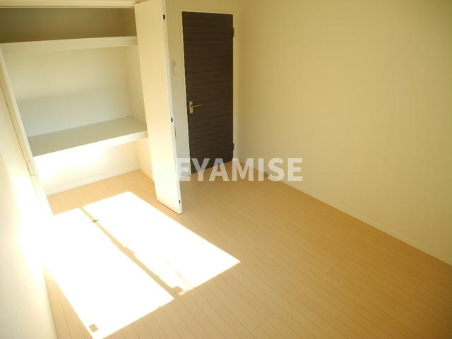 サモナーラ北門の内装