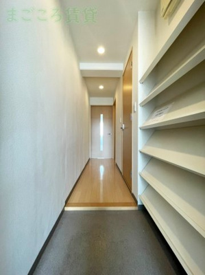 【玄関】 | ビクトワーレ