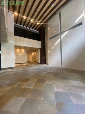 【エントランス】 | SWISS難波西