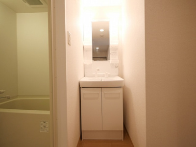 【独立洗面台】 | みおつくし東なんば