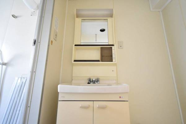 ビレッジハウス上北島2号棟の洗面所|ビレッジハウスの同一物件・同一タイプの間取りの写真です