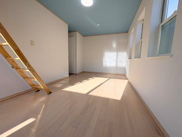 桜台戸建の寝室