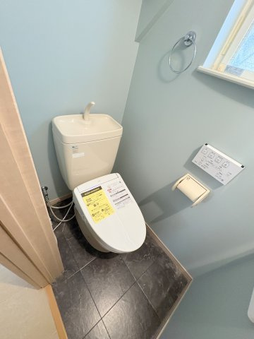 桜台戸建のトイレ