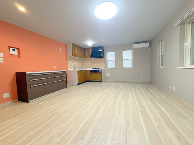 桜台戸建の居間・リビング