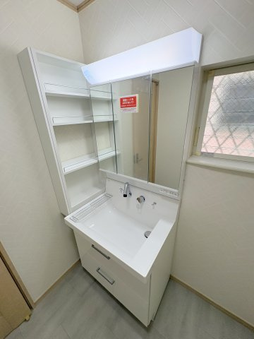 桜台戸建の洗面所