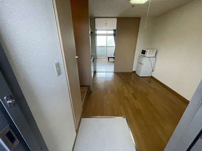 【玄関】 | レオパレス向日葵