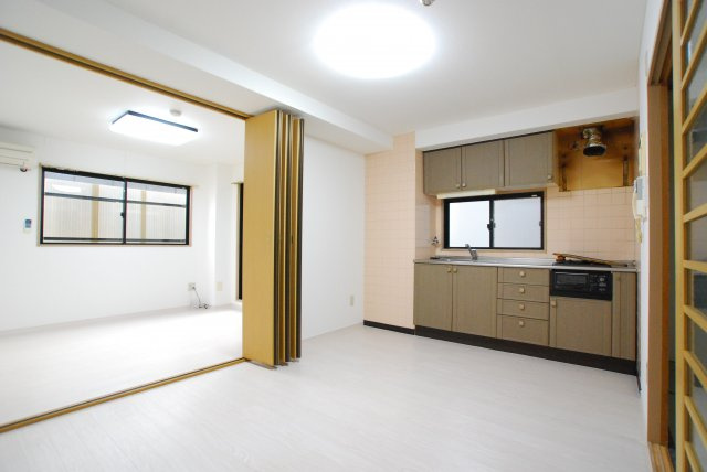 【キッチン】 | サンプラザ浪速2番館