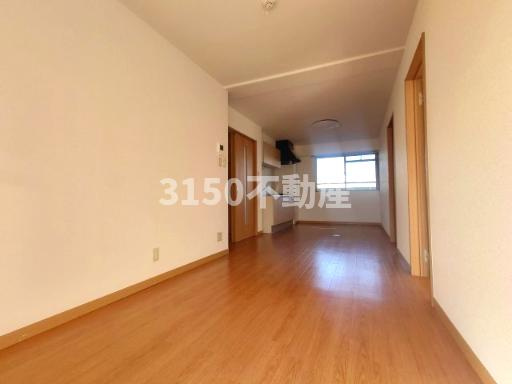 アンドウビルの居間・リビング