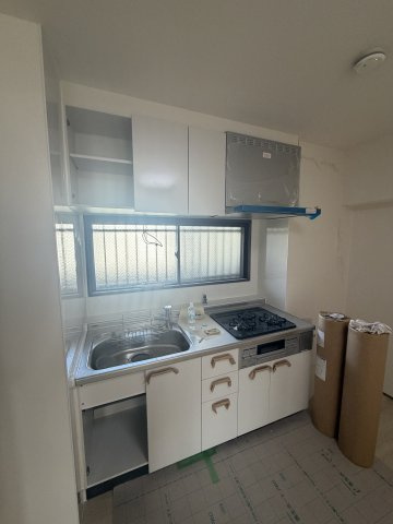 【キッチン】 | SHRIKE1（シュライク1） | 写真はリフォーム工事中の状態です（2025年12月30日撮影）