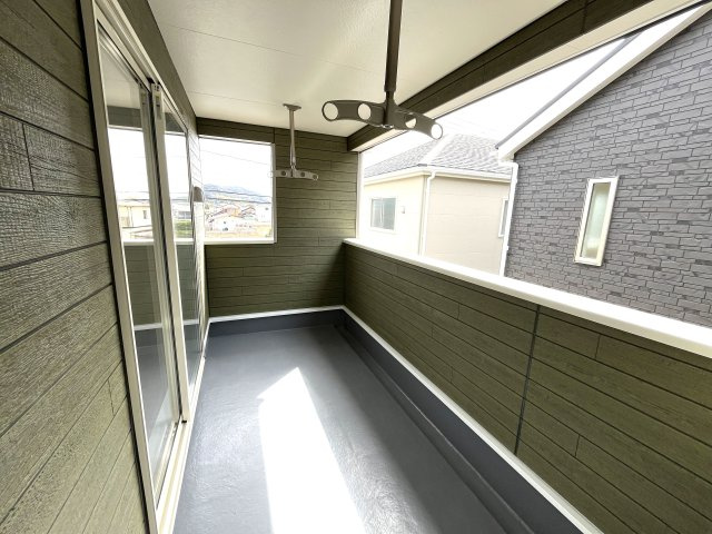 【展望】 | 牟礼南小学校に通える新築戸建　防府市沖今宿１丁目　第４－２号棟　クレイドルガーデン　アーネストワン | 屋根付きバルコニー
