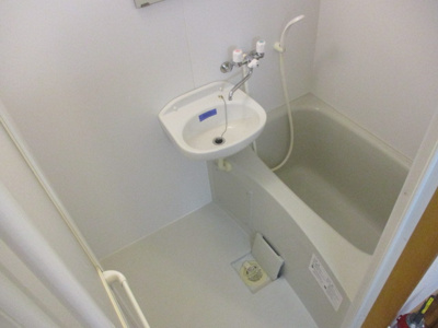 【浴室】 | トーマス前島