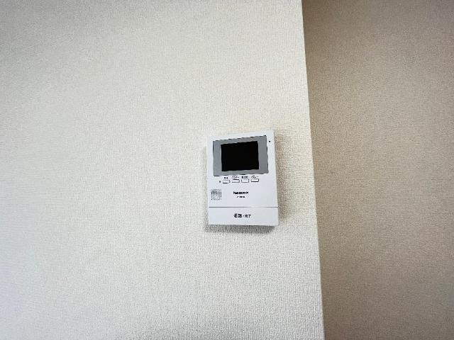 サンフォーレみのう弐番館の内装|カメラ付インターホン