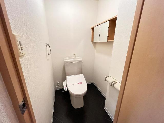サンフォーレみのう弐番館のトイレ|シャワー付トイレ