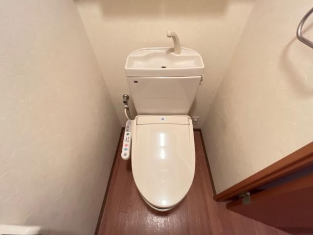 ユーパーク１７のトイレ|シャワー付トイレ