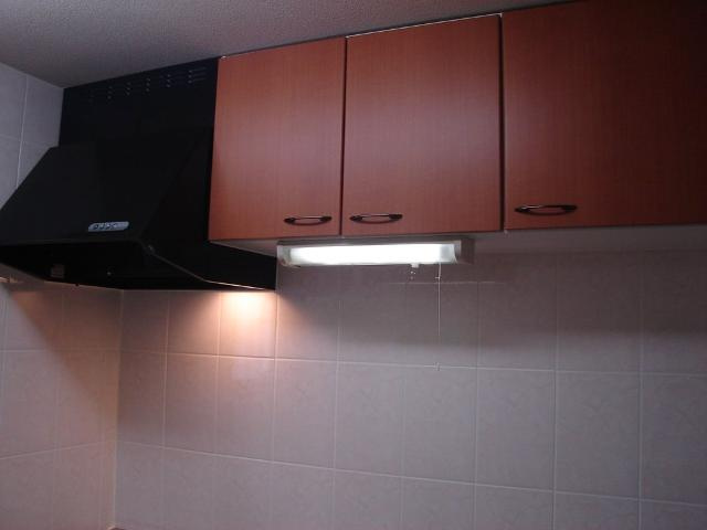 プロニティ東建のキッチン|キッチン吊り戸