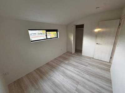 【洋室】 | 尾張旭市南新町全２棟《仲介手数料無料　本地原小学校　旭中学校》 | ご成約キャンペーン対象物件です♪詳細は弊社ホームページもしくはスタッフまでお気軽にお問合せ下さいませ♪ お役に立てる自信があります♪