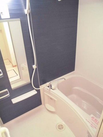 ラスミンコンド　Ａの浴室