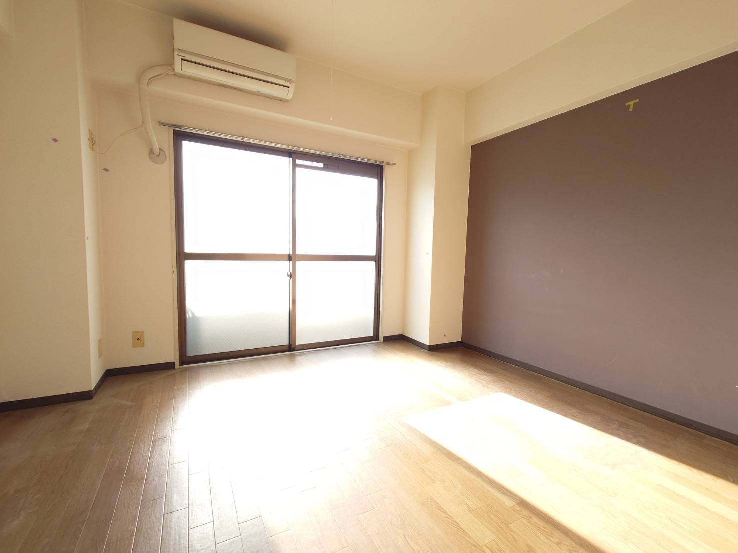 【洋室】の画像