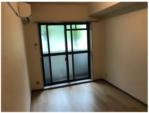 スカイコート新宿第7の居間・リビング|※別部屋　反転タイプ