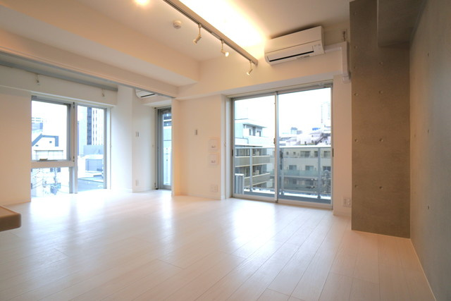 フルハウス飯田橋の居間・リビング|※写真は同タイプ住戸です。