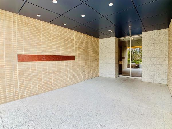 ザ・パークハウス西新宿タワー６０のエントランス|毎日通るエントランスはこのようになっています