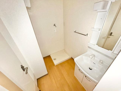 【洗面所】 | フィエスタ | 洗髪洗面化粧台（イメージ）