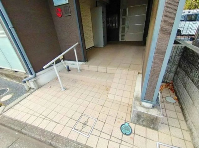 【エントランス】 | グランツ藤２３