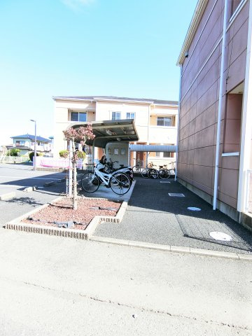 リバティハイムの駐車場