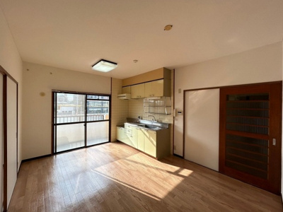 【居間・リビング】 | 仲介手数料0円！HPに初期費用掲載！「プライスホーム」で検索！ファーストレジデンス