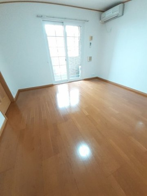 【居間・リビング】 | リバーサイド本山Ｇ