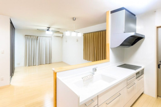 【キッチン】 | 鳥取市湖山町北2丁目中古戸建て