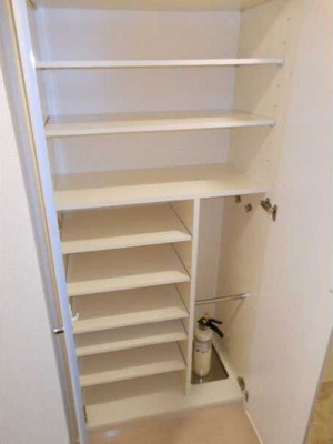 【玄関】 | ガーラ神田岩本町