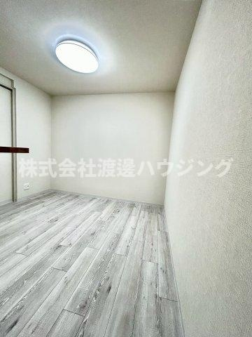 北区浮田テラスハウスの居間・リビング