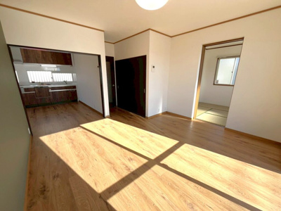 【居間・リビング】 | 鳥取市津ノ井中古戸建て