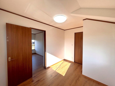 【洋室】 | 鳥取市津ノ井中古戸建て