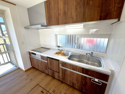 【キッチン】 | 鳥取市津ノ井中古戸建て