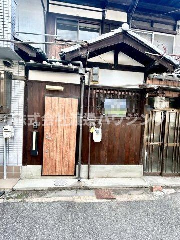 歌島三丁目テラスハウスのエントランス