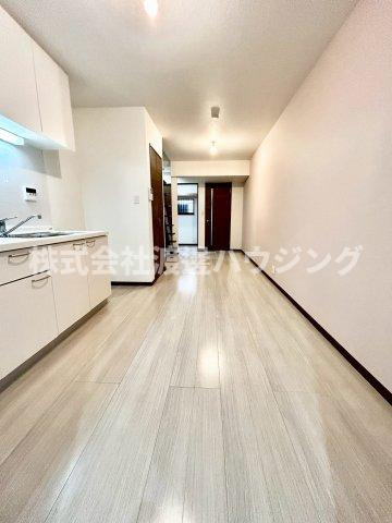 歌島三丁目テラスハウスの居間・リビング